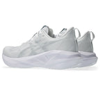 ASICS Novablast 5 Blanc-Gris / White-Piedmont Grey — vue avant intérieure (1011B974-100)