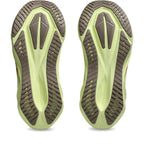 ASICS Novablast 5 Femme Beige-Vert citron / Mineral Beige-Taupe Grey — vue semelle (1012B765-250)