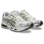 ASICS GEL-Kayano 14 Blanc / Ivoire – paire en vue trois-quarts avant