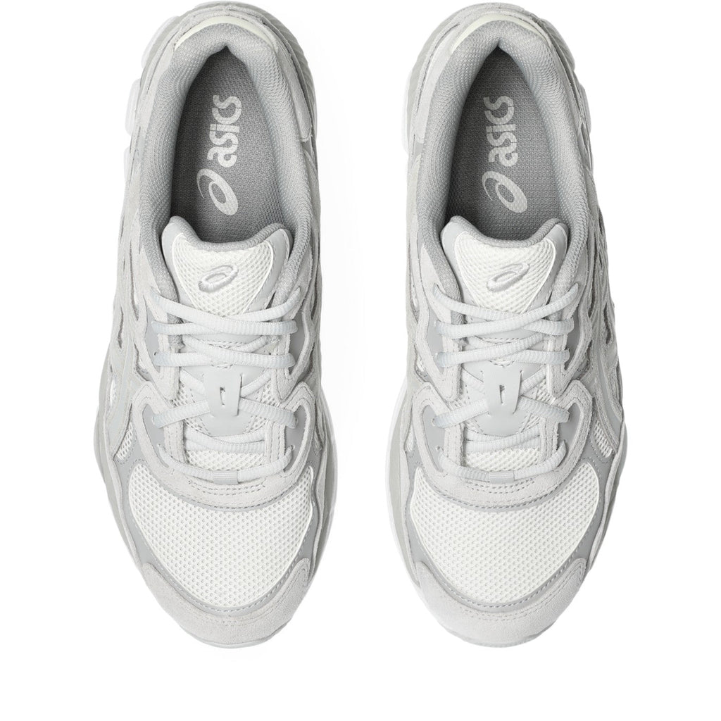 ASICS GEL-NYC Crème-Gris nuage / Cream-Cloud Grey — vue dessus (1203A663-101)